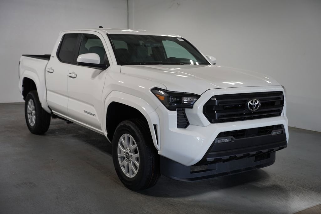 New 2026 Toyota Tacoma SR5 4X2 DOUBLE CAB