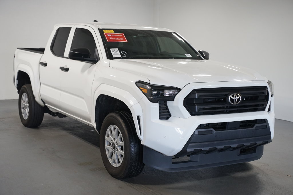 Used 2025 Toyota Tacoma SR Truck