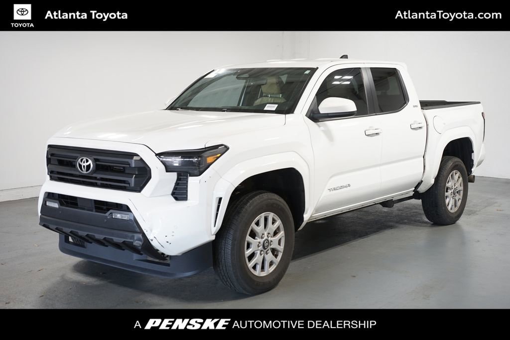 2024 Toyota Tacoma SR5's photo