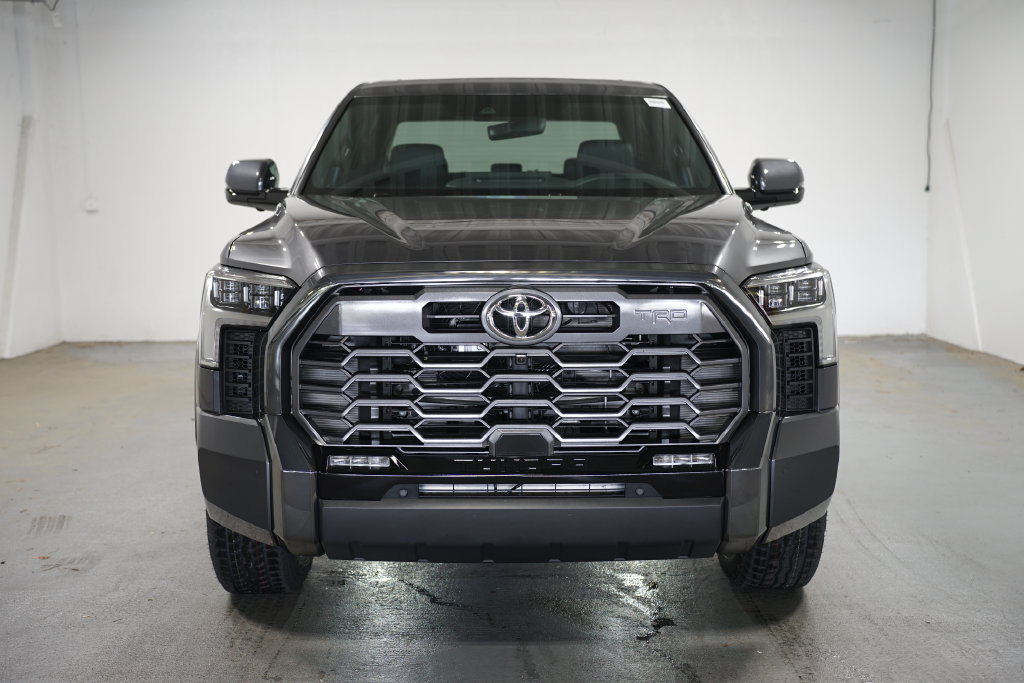 New 2026 Toyota Tundra i-FORCE MAX Platinum PLATINUM CREWMAX 5.5