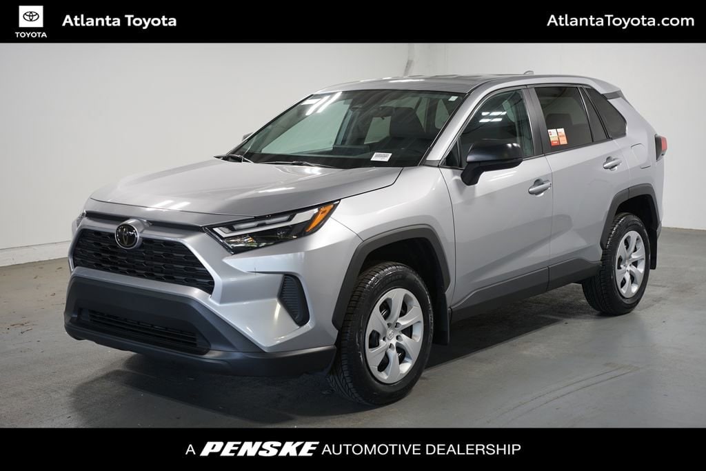 2024 Toyota RAV4 LE FWD's photo