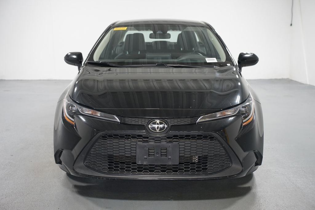 2022 Toyota Corolla LE photo 2