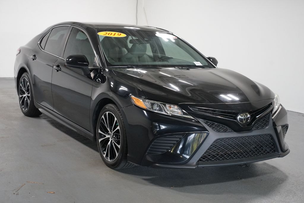 Certified 2019 Toyota Camry SE Sedan