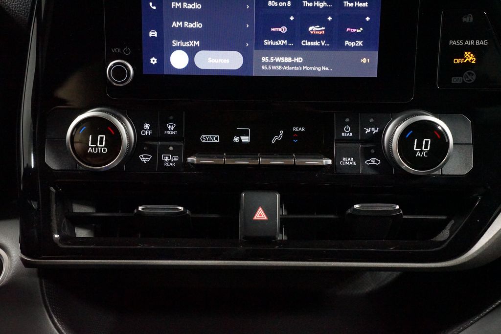 2024 Toyota Highlander LE - Photo 20