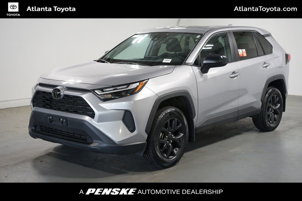 2024 Toyota RAV4 LE FWD's photo