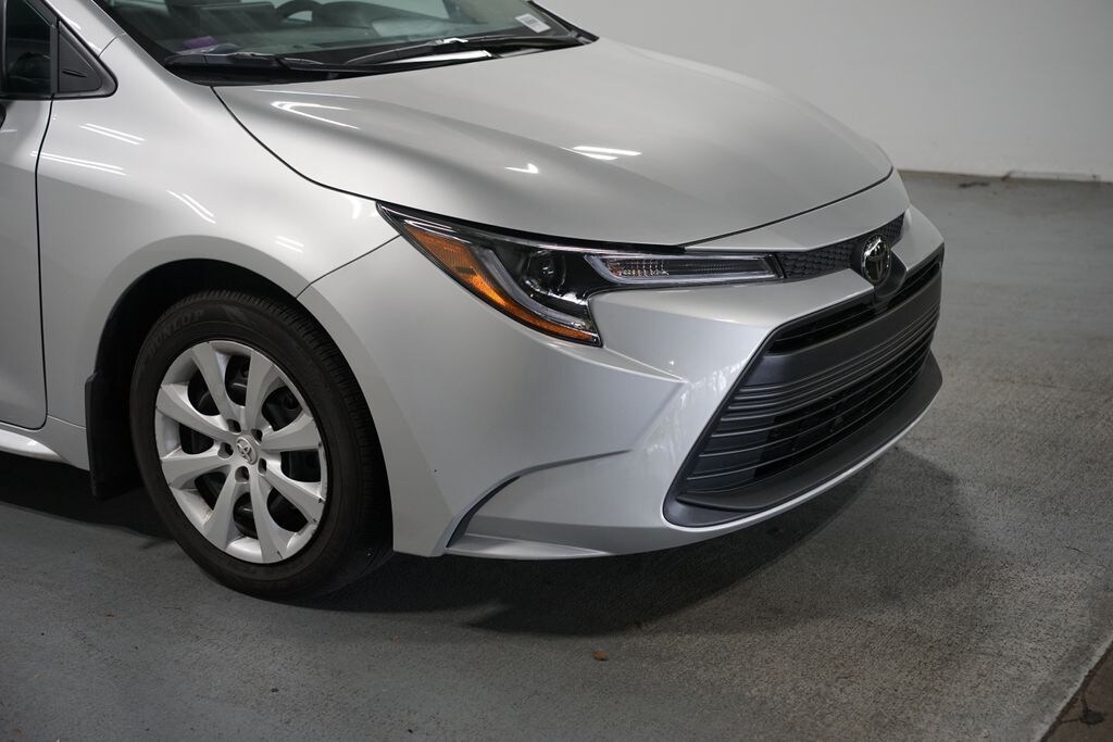 Used 2025 Toyota Corolla LE Sedan