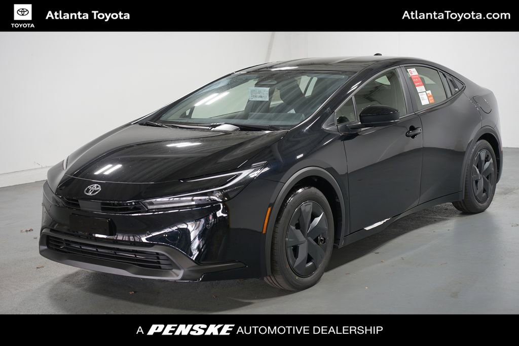 2026 Toyota Prius LE's photo