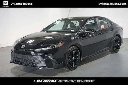 2025 Toyota Camry SE Sedan