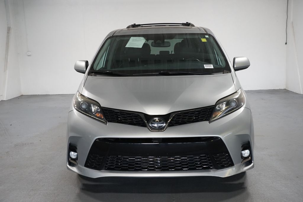 Certified 2020 Toyota Sienna SE Minivan/Van