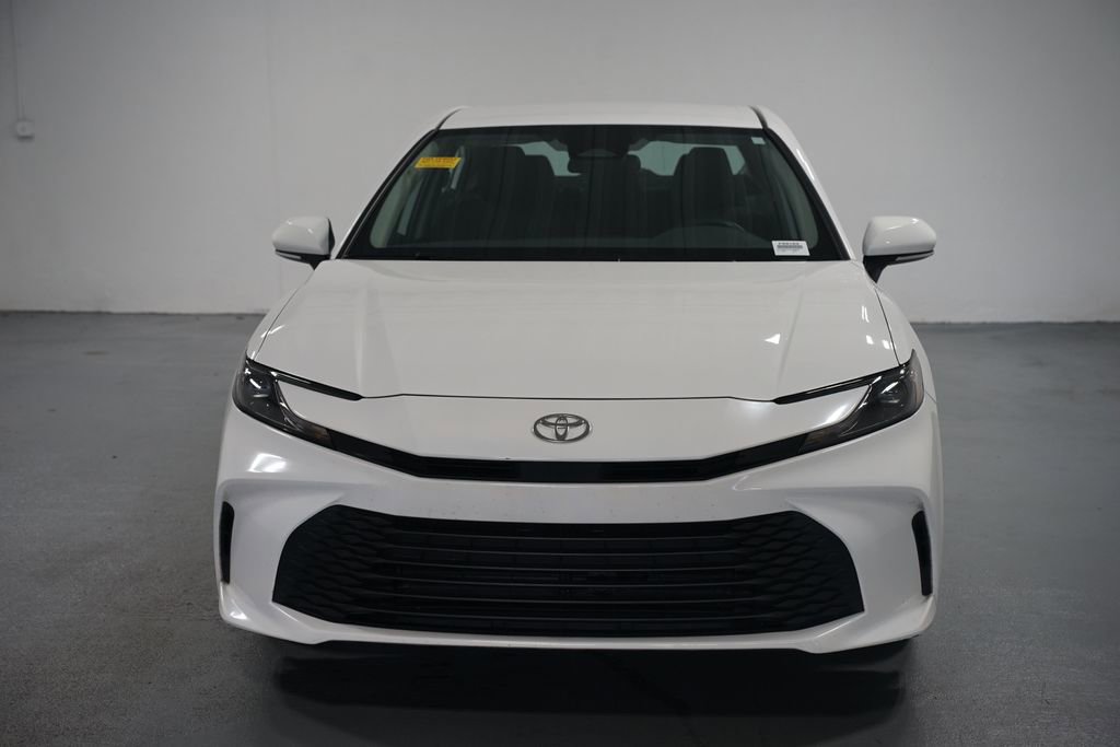 2025 Toyota Camry LE photo 2