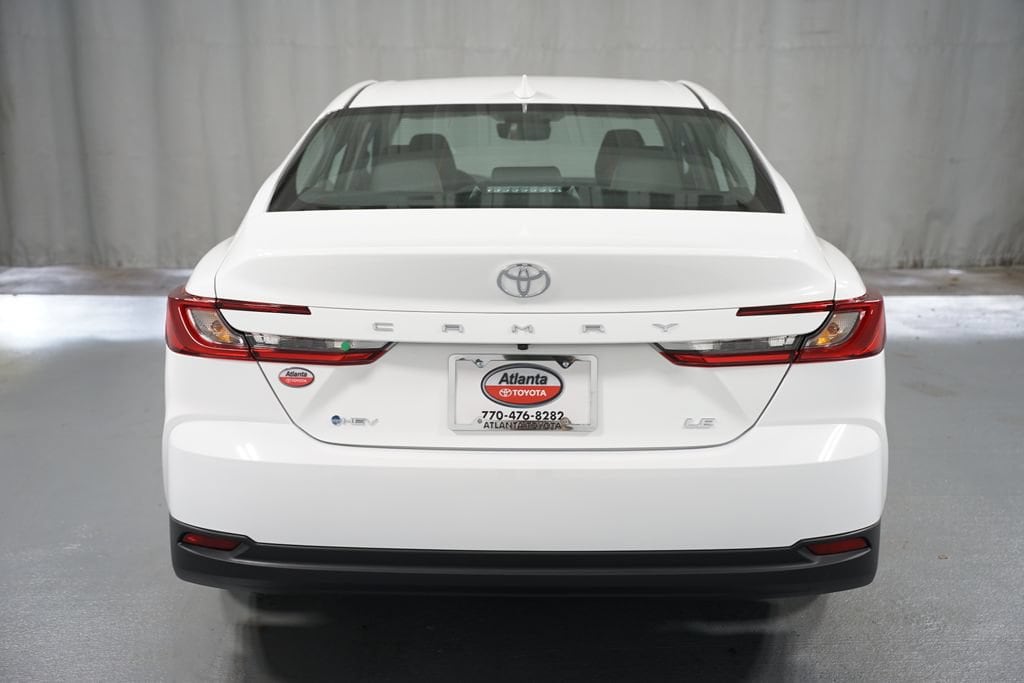 2026 Toyota Camry LE - Photo 7