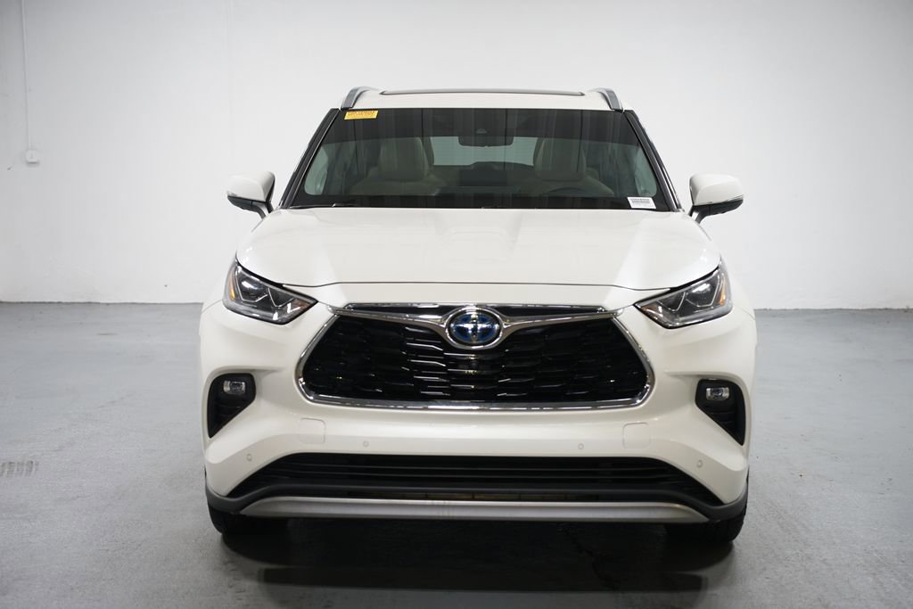 2020 Toyota Highlander Hybrid Platinum photo 2