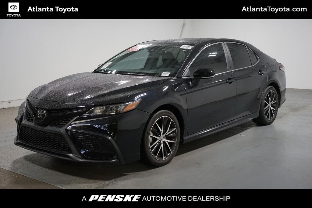 Used 2024 Toyota Camry SE Sedan