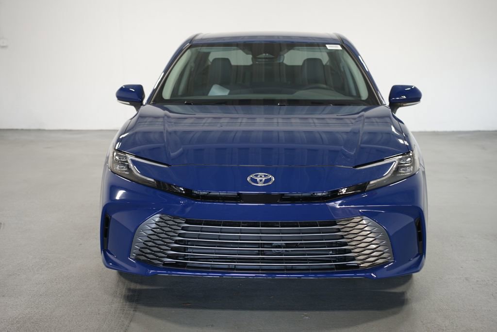 2026 Toyota Camry XLE photo 2