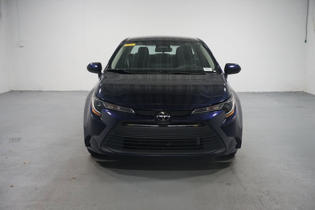 2023 Toyota Corolla LE photo 2