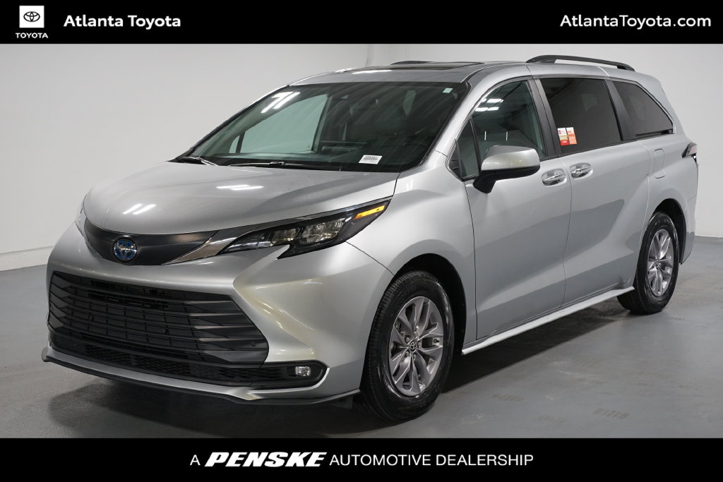 2025 Toyota Sienna Minivan/Van 
