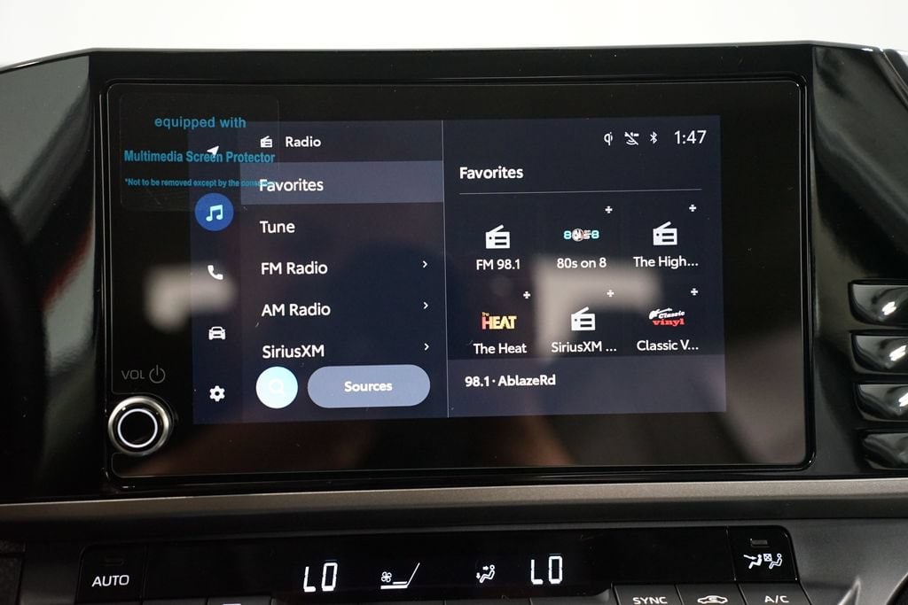 2026 Toyota Camry LE - Photo 18