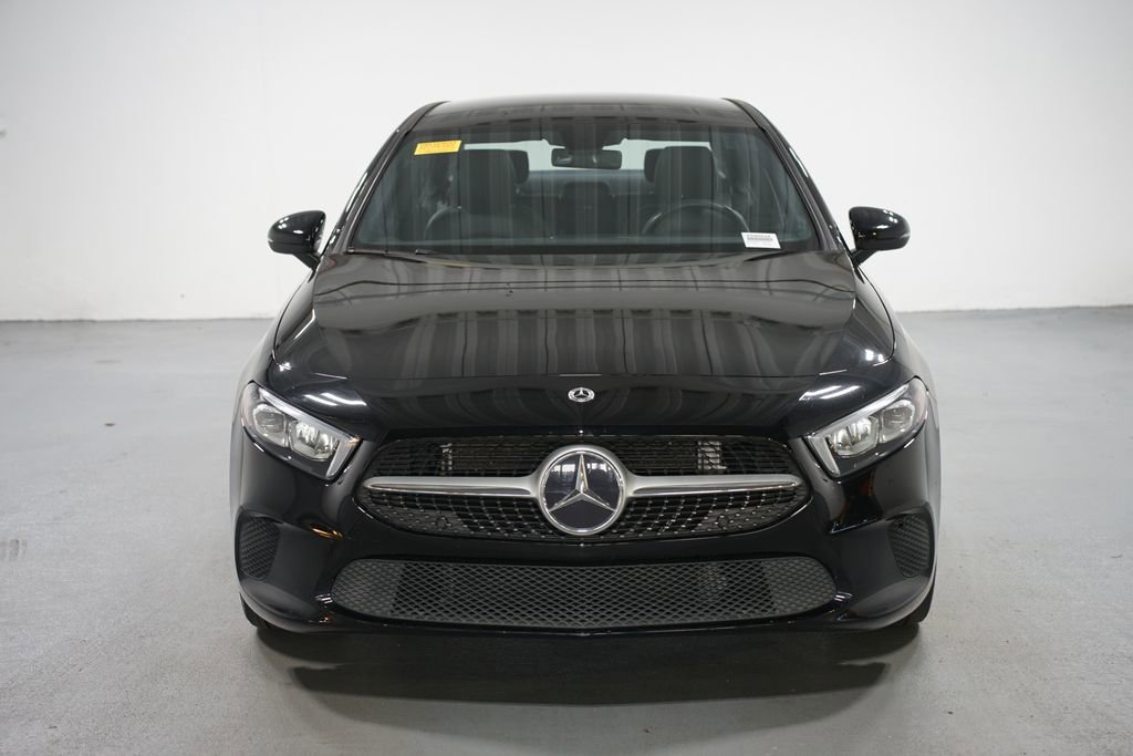 2022 Mercedes Benz A 220 photo 2