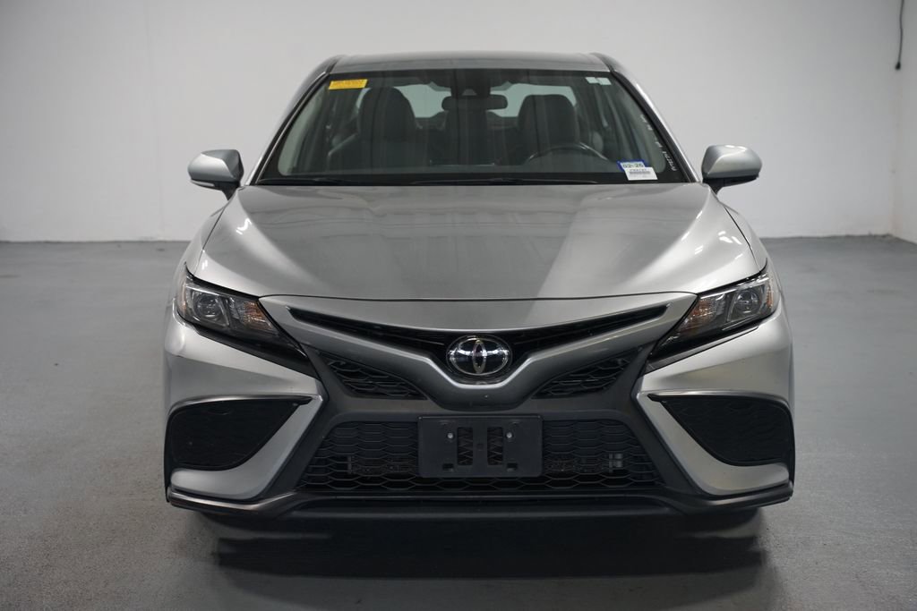 2023 Toyota Camry SE photo 2