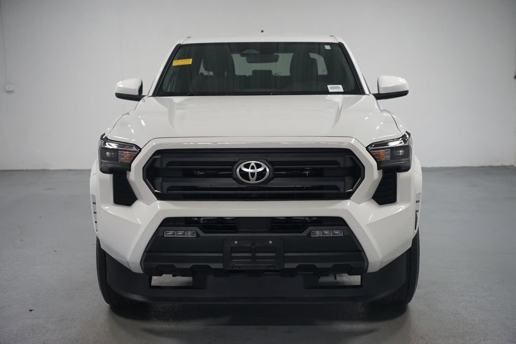 2024 Toyota Tacoma SR5 photo 2