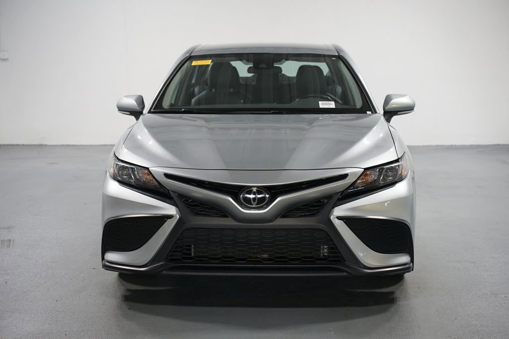 2023 Toyota Camry SE photo 2