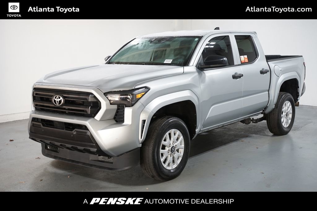 2024 Toyota Tacoma SR's photo