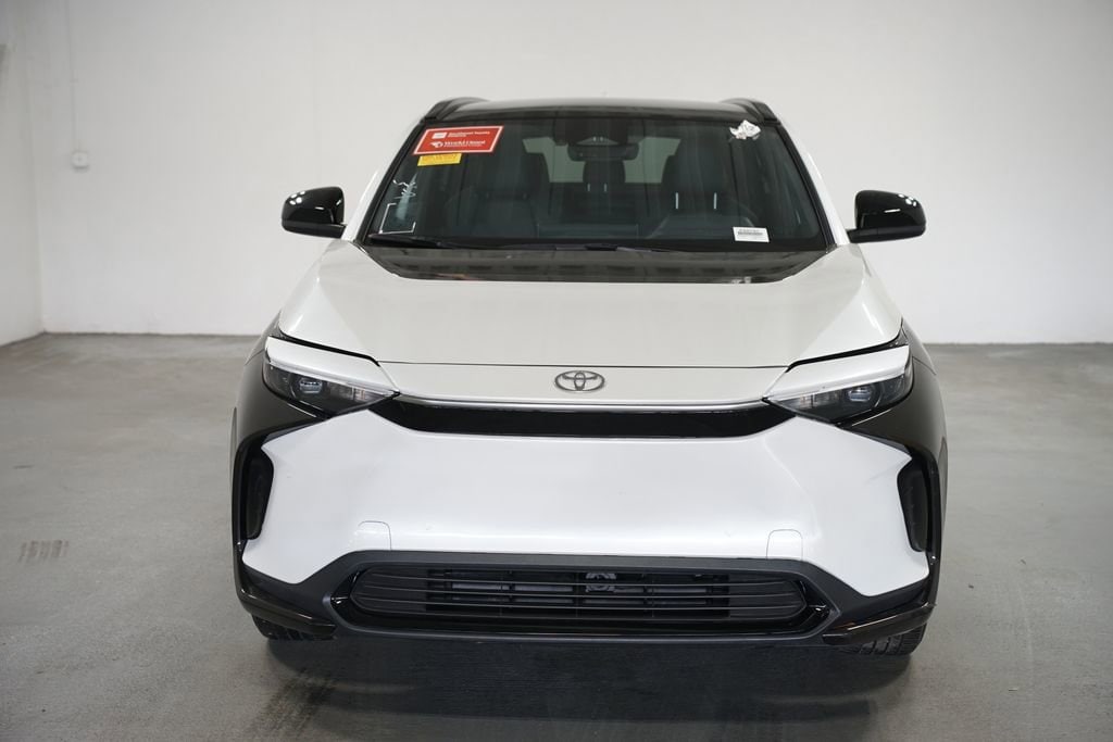 Used 2024 Toyota bZ4X XLE with VIN JTMAAAAA3RA046539 for sale in Duluth, GA