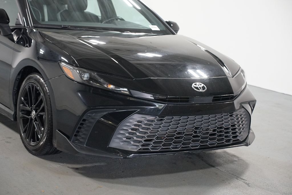 Used 2025 Toyota Camry SE Sedan