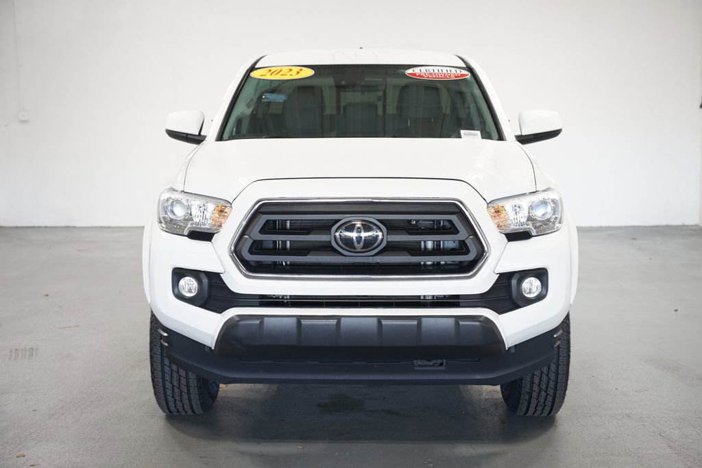 2023 Toyota Tacoma SR5 photo 2
