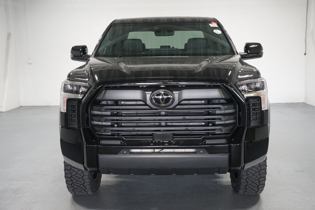 New 2026 Toyota Tundra Limited LIMITED CREWMAX 5.5