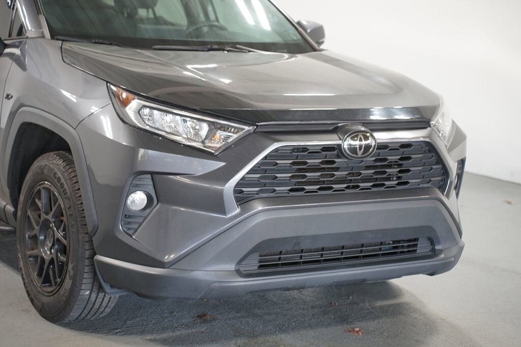 Used 2021 Toyota RAV4 XLE SUV