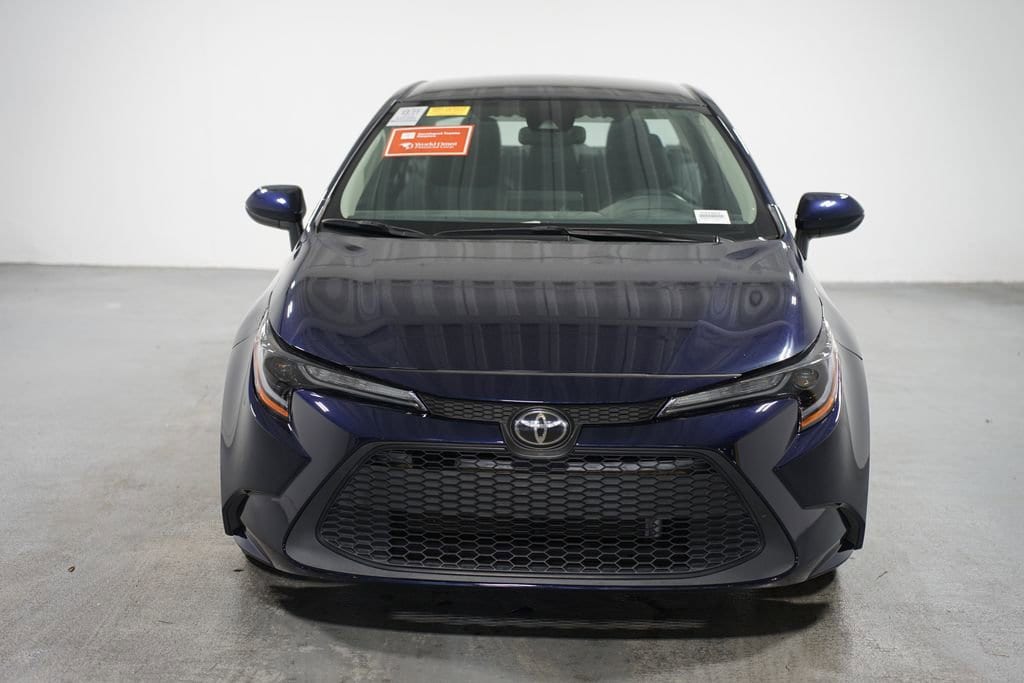 Used 2022 Toyota Corolla LE with VIN 5YFEPMAE4NP361277 for sale in Duluth, GA