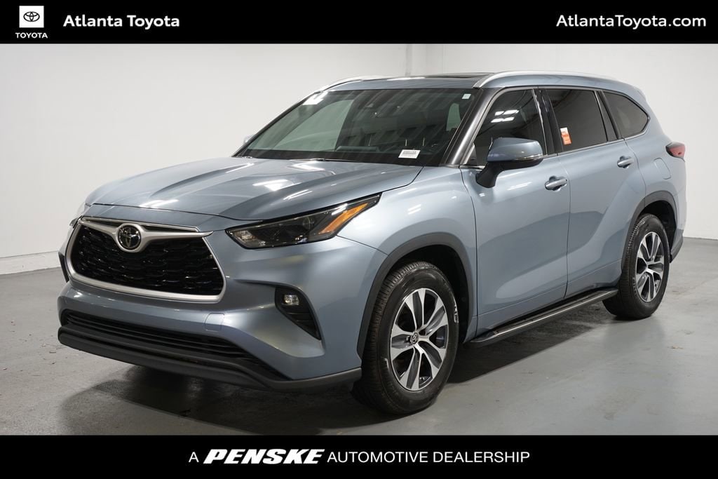 2022 Toyota Highlander XLE's photo