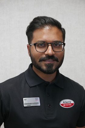 Staff member Shahzaib Hussain from ID_28f9da155886