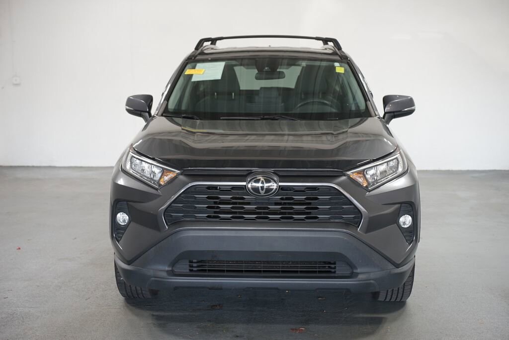 Used 2021 Toyota RAV4 XLE SUV