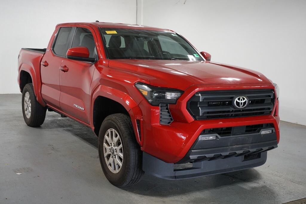 Used 2025 Toyota Tacoma SR5 Truck