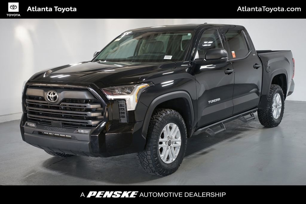 2024 Toyota Tundra SR5's photo