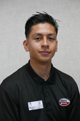 Staff member Alex Portes from ID_cc37fda3b719