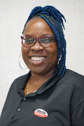 Staff member Shekelia Letcher from ID_c1a9212eb99f