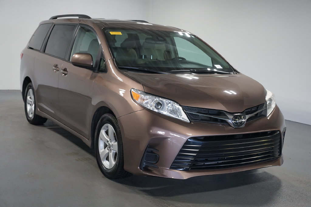 Certified 2020 Toyota Sienna LE Minivan/Van