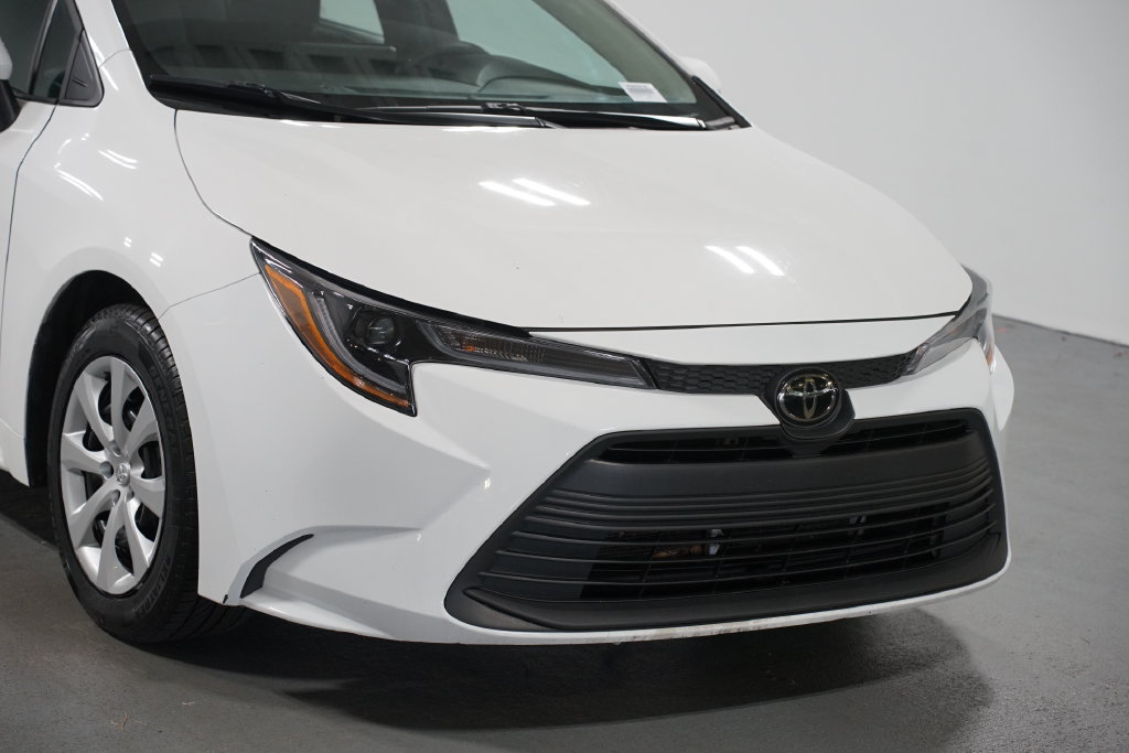 Certified 2025 Toyota Corolla LE Sedan