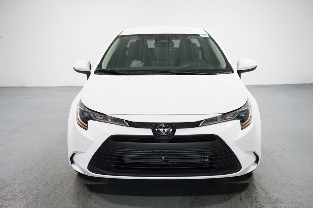 2026 Toyota Corolla LE photo 2