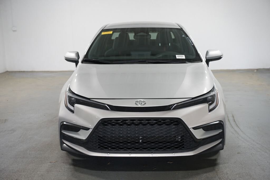 Used 2024 Toyota Corolla SE Sedan