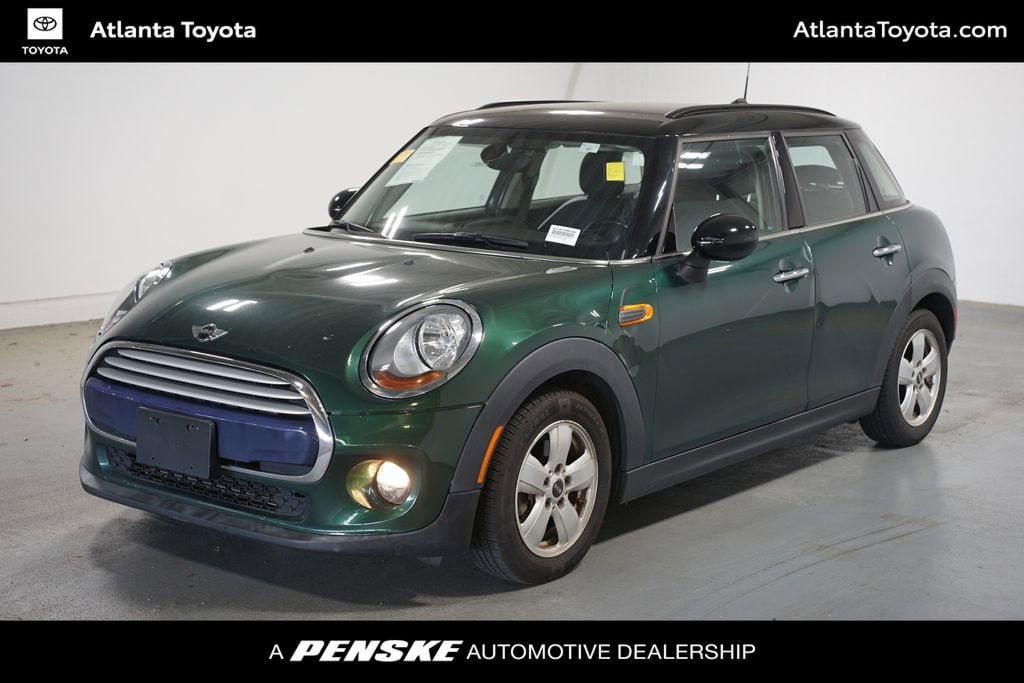 2015 MINI Cooper - 4 Door's photo