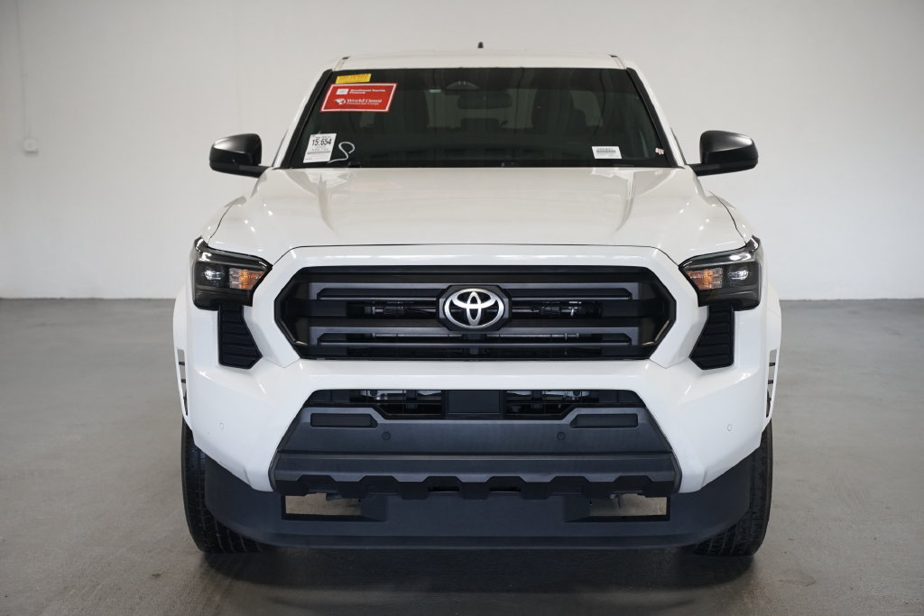 Used 2025 Toyota Tacoma SR Truck