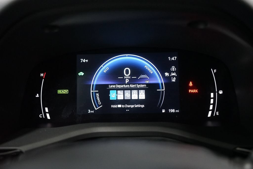 2026 Toyota Camry LE - Photo 15