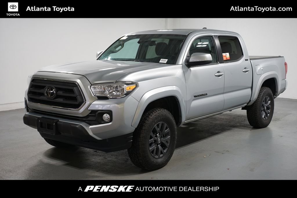 2023 Toyota Tacoma SR5's photo