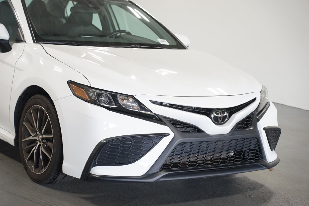 Used 2024 Toyota Camry SE Sedan