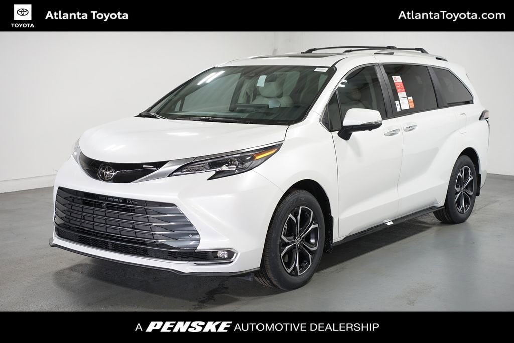 2026 Toyota Sienna Platinum's photo