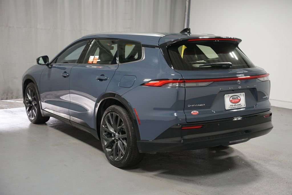 2025 Toyota Crown Signia Limited - Photo 6